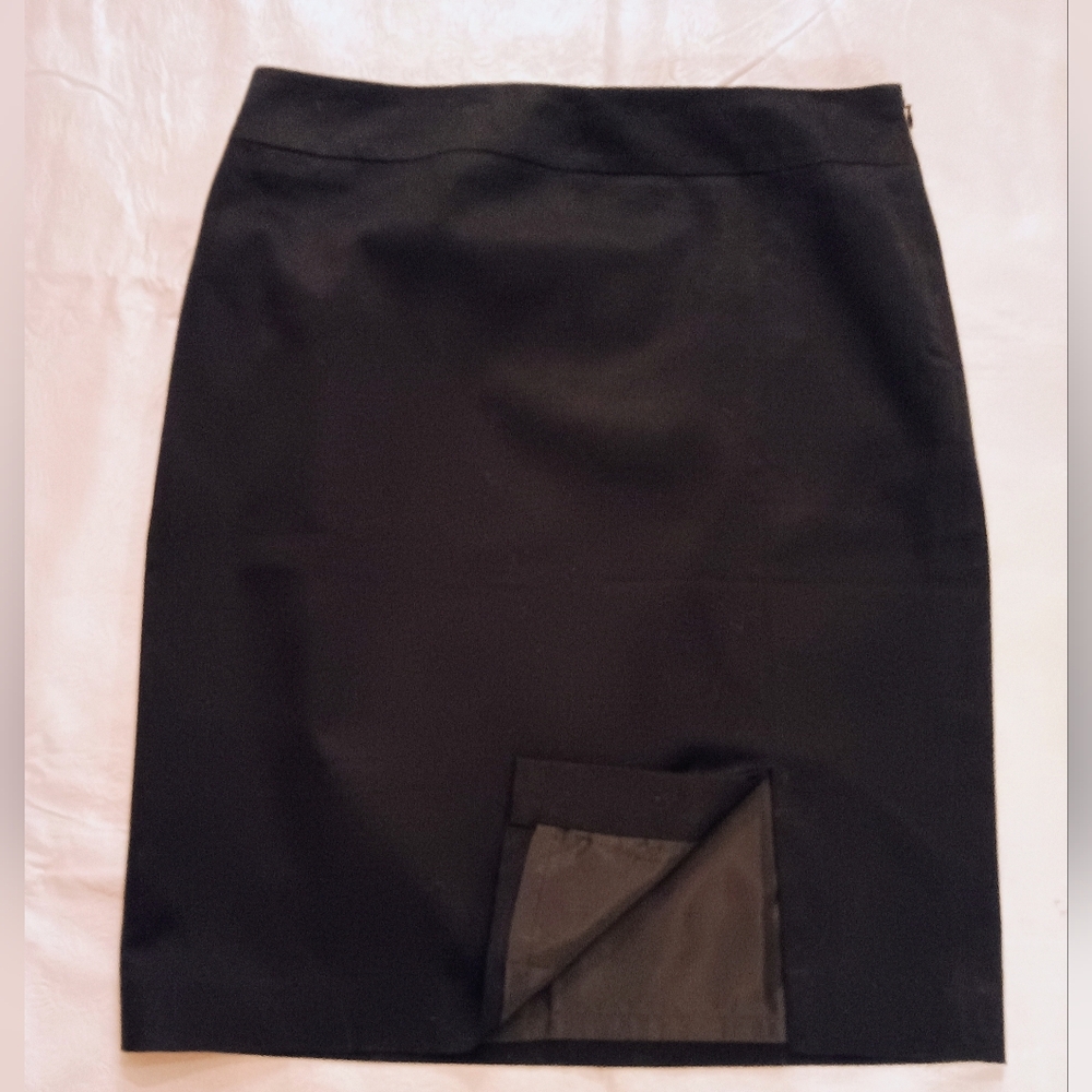 Ann Taylor Classic Navy Mini Skirt - Picture 3 of 9